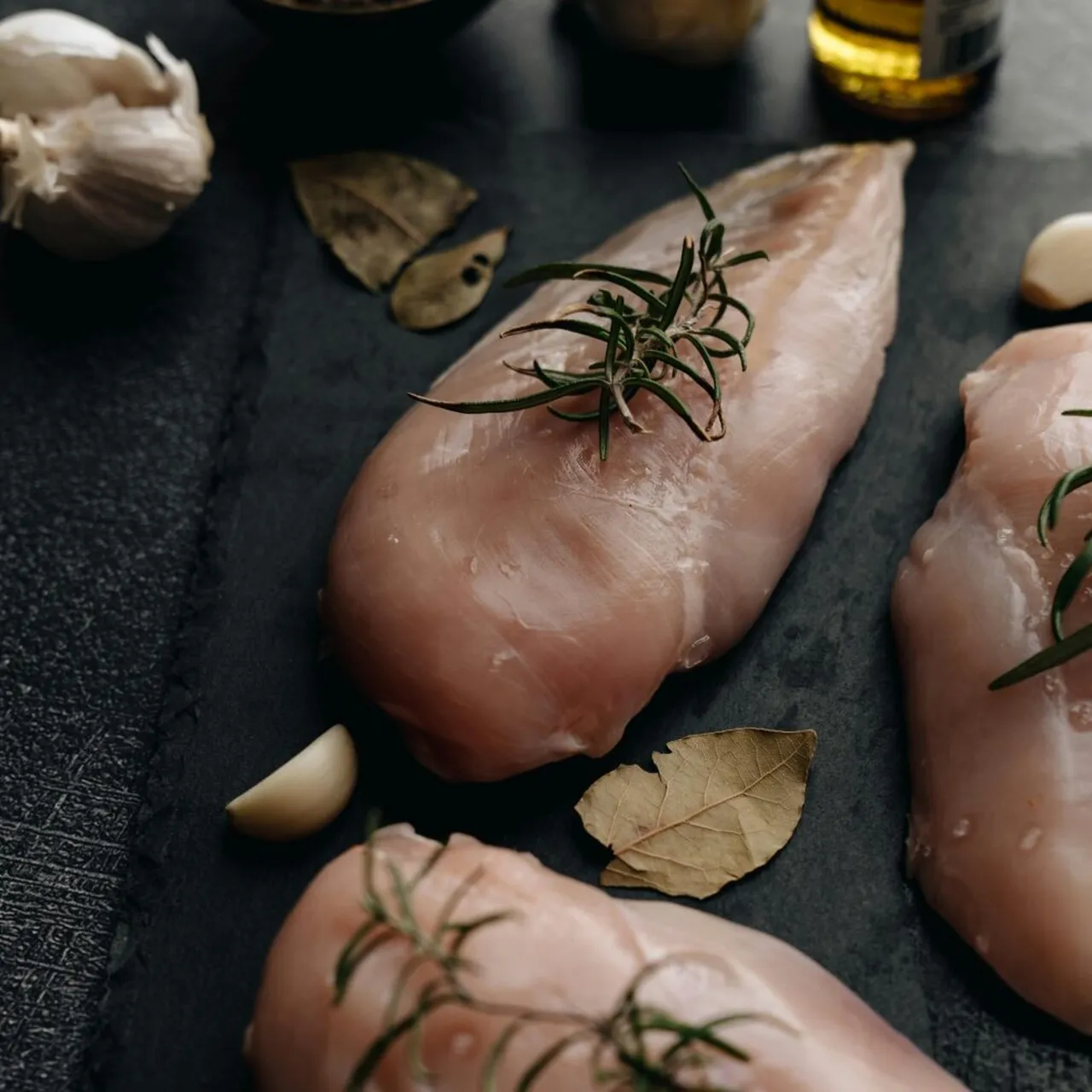 Média de exportações de carne de frango indica resultado positivo para 2024