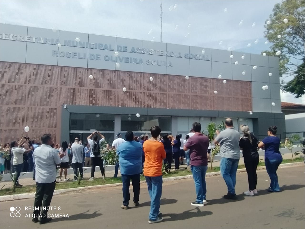 A emoção marcou presença na inauguração.